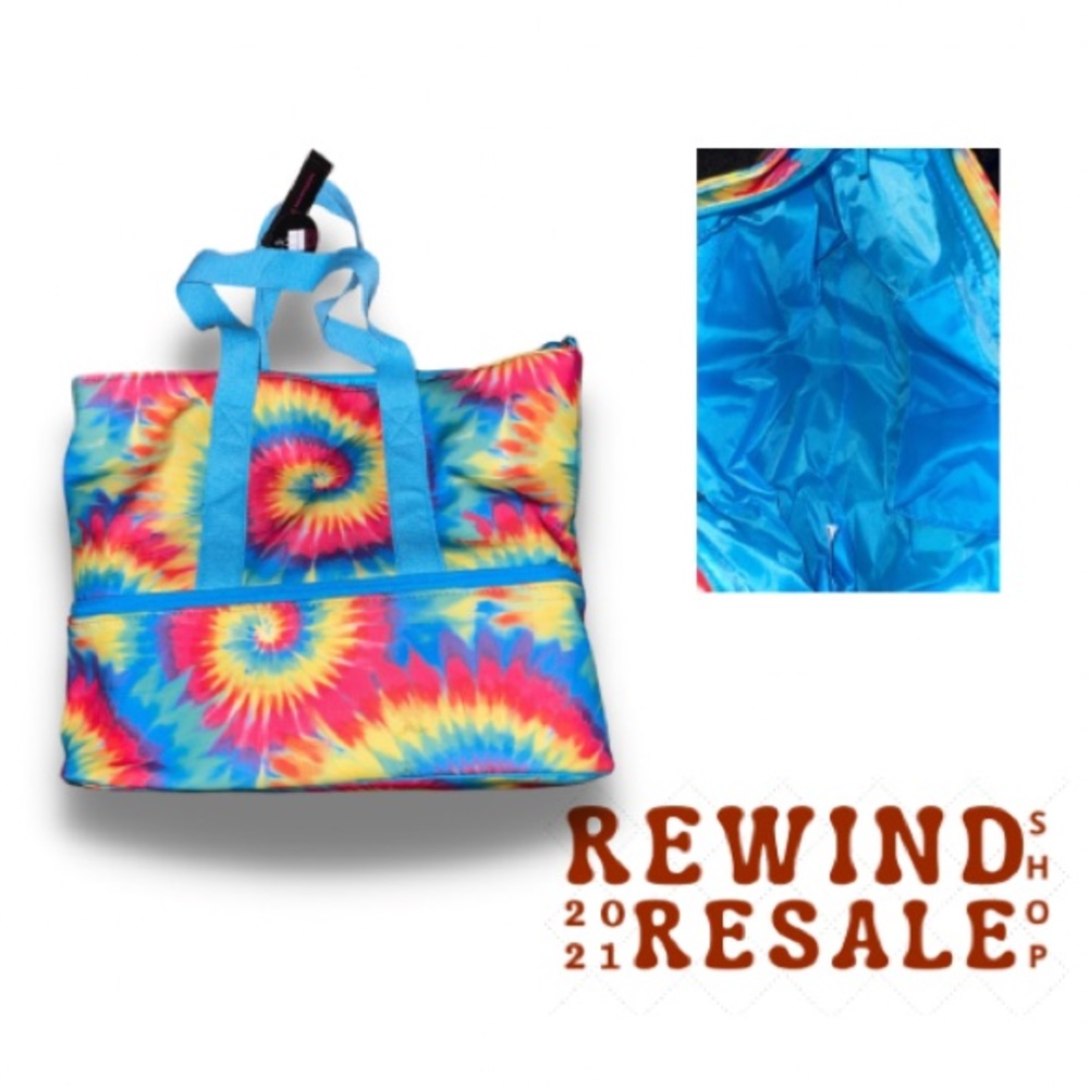 No Boundaries Tiedye beach tote (2 compartment)